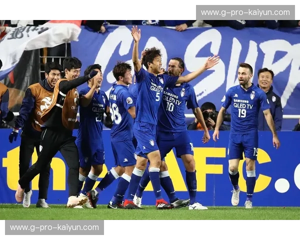 鹿岛鹿角：钢铁之魂与蓝色浪潮的传奇对决